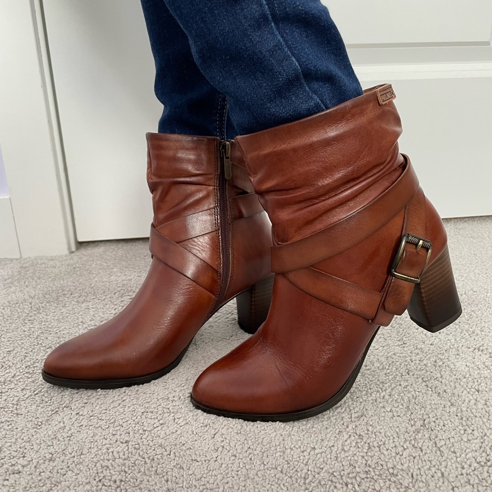 PIKOLINOS women Ankle boots colour cuero new size 37 EU (6.5US)